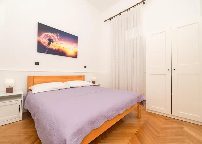 Aparment Kod Kule Apartamento