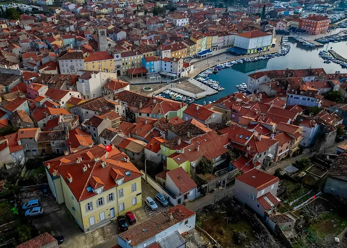 Aparment Kod Kule 公寓 *