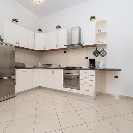 Aparment Kod Kule Lejlighed